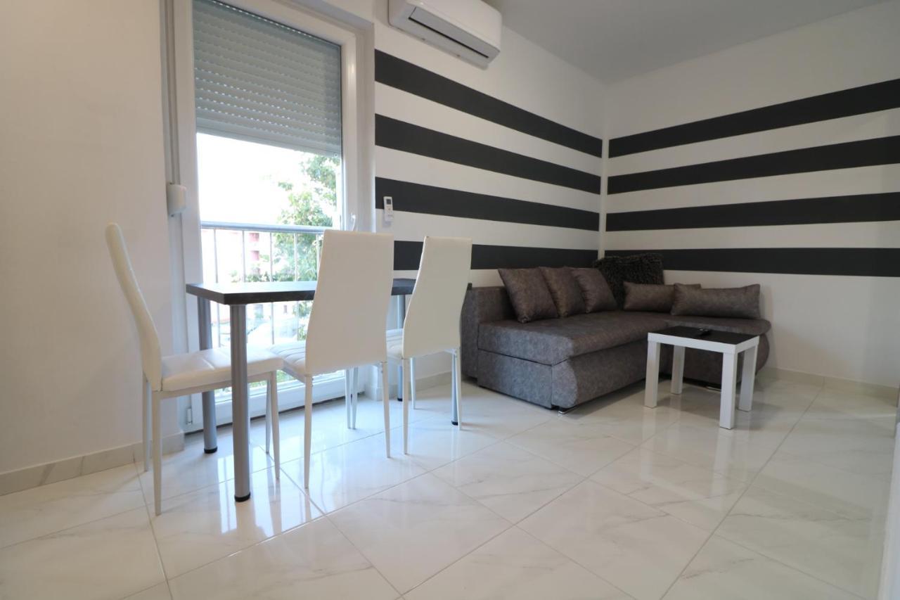 Sneky Apartment Pula Luaran gambar